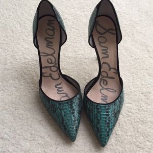 Sam Edelman Turquoise Snake Skin/Black Suede Pump